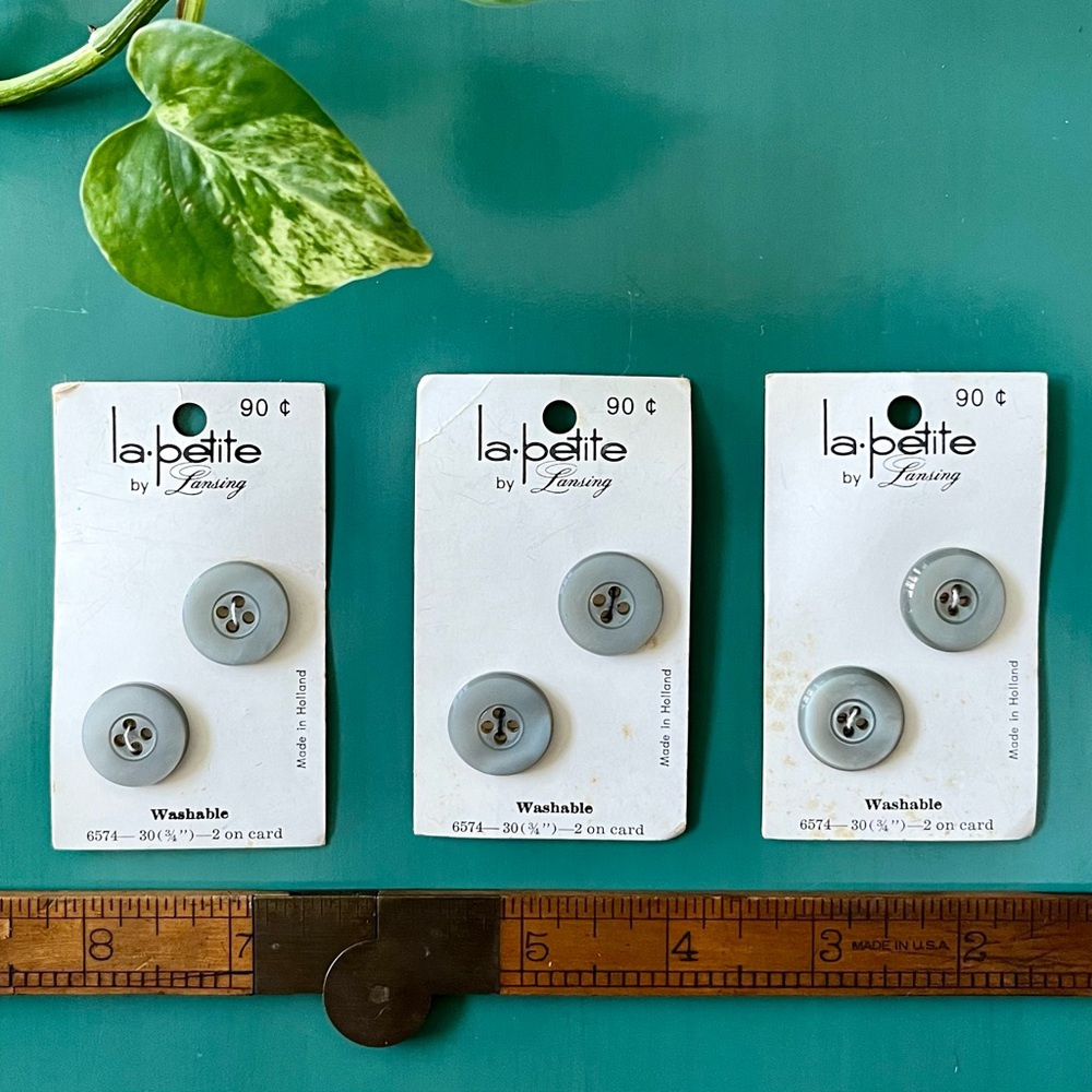 VINTAGE • 3 Sets of Vintage 3/4” Buttons, La-Petite by Lansing 6574